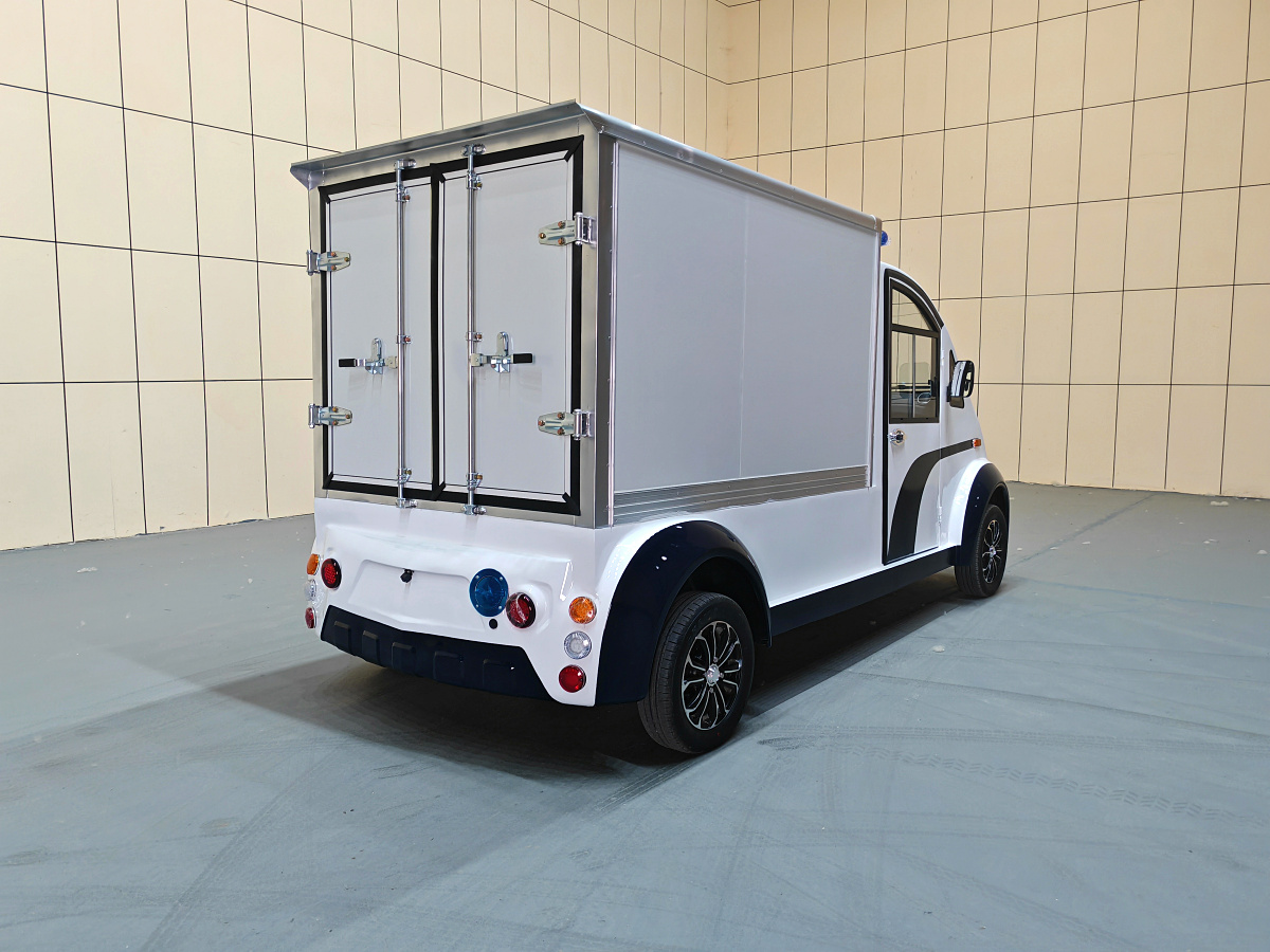 2座箱式巡逻车CAR-XL02-BZ25-HXb.jpg