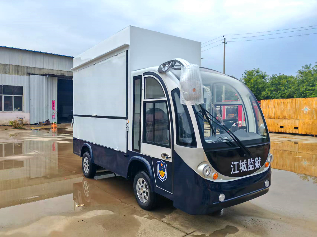 2座封閉箱式監(jiān)獄送餐車CAR-JYSC02-FB.jpg